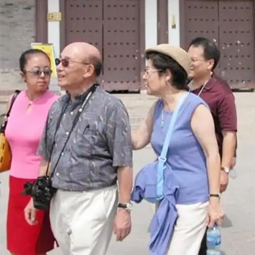 张学良孙子多次回国 努力学习中华文化张居信后来对朋友说:"在北京城