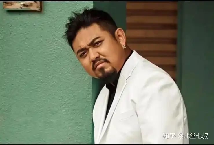 赘婿番外耿护卫的爱恨情仇一