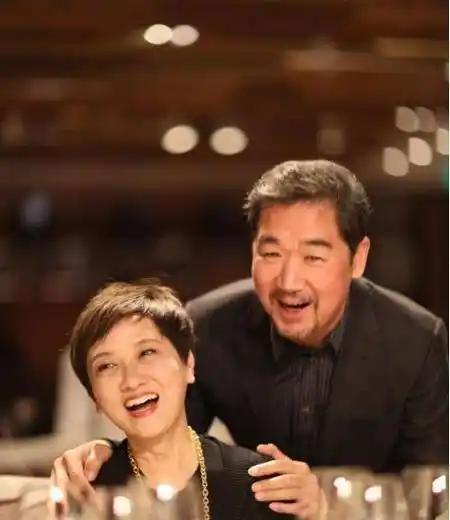 63岁邓婕:二婚嫁张国立,一生未育,分手协议成她一生的痛_事业_婚姻