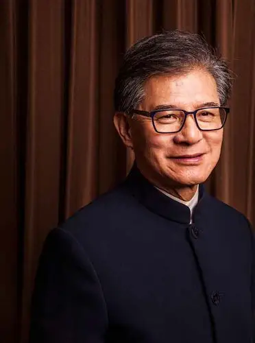 枢纽商业罗康瑞的下一盘棋_手机搜狐网