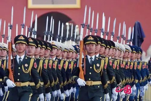 人民解放军执行天安门广场升国旗仪式02新仪式展现国家自信组图