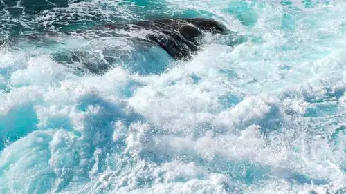 波光粼粼宏伟壮阔的大海,高清壁纸,风景图片-回车桌面