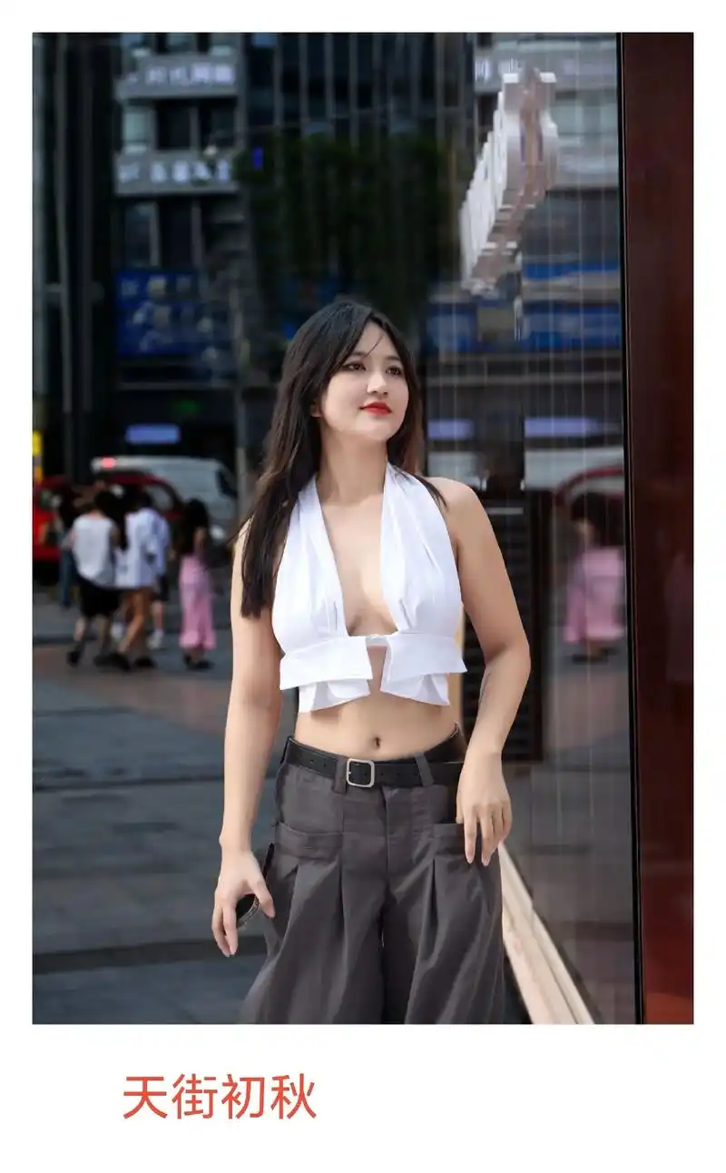 重庆"曼哈顿"网红地北城天街掠影 #重庆街拍 #又美又飒 - 抖音