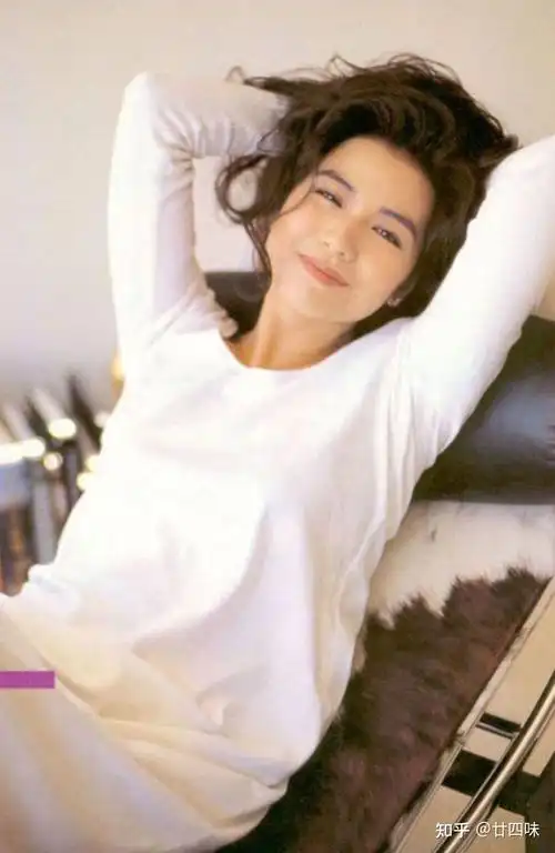 钟楚红年轻的时候长得有多好看