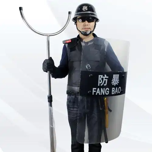 保安器材防暴器材防身安保装备六件八件套学校幼儿园防爆设备器具