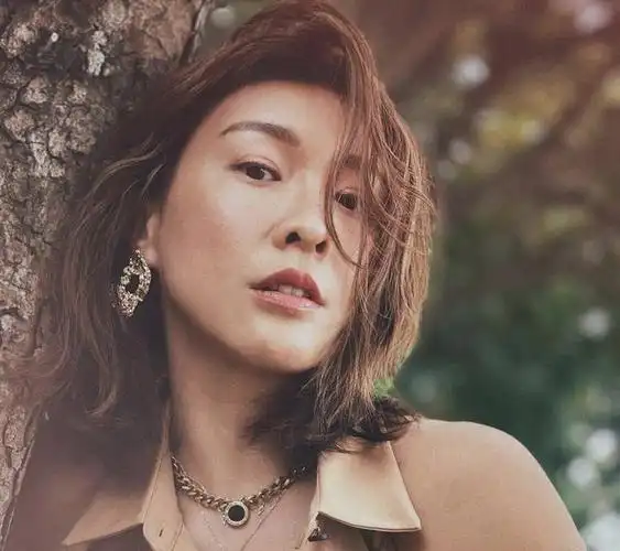 42岁女星吴天瑜宣布二胎流产,得知消息在医院当场痛哭|tvb|叶璇|演员