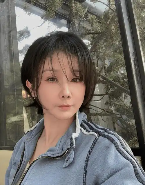 孙菲菲:被导演侄子暴打,嫁2婚联想总监,退出娱乐圈也幸福