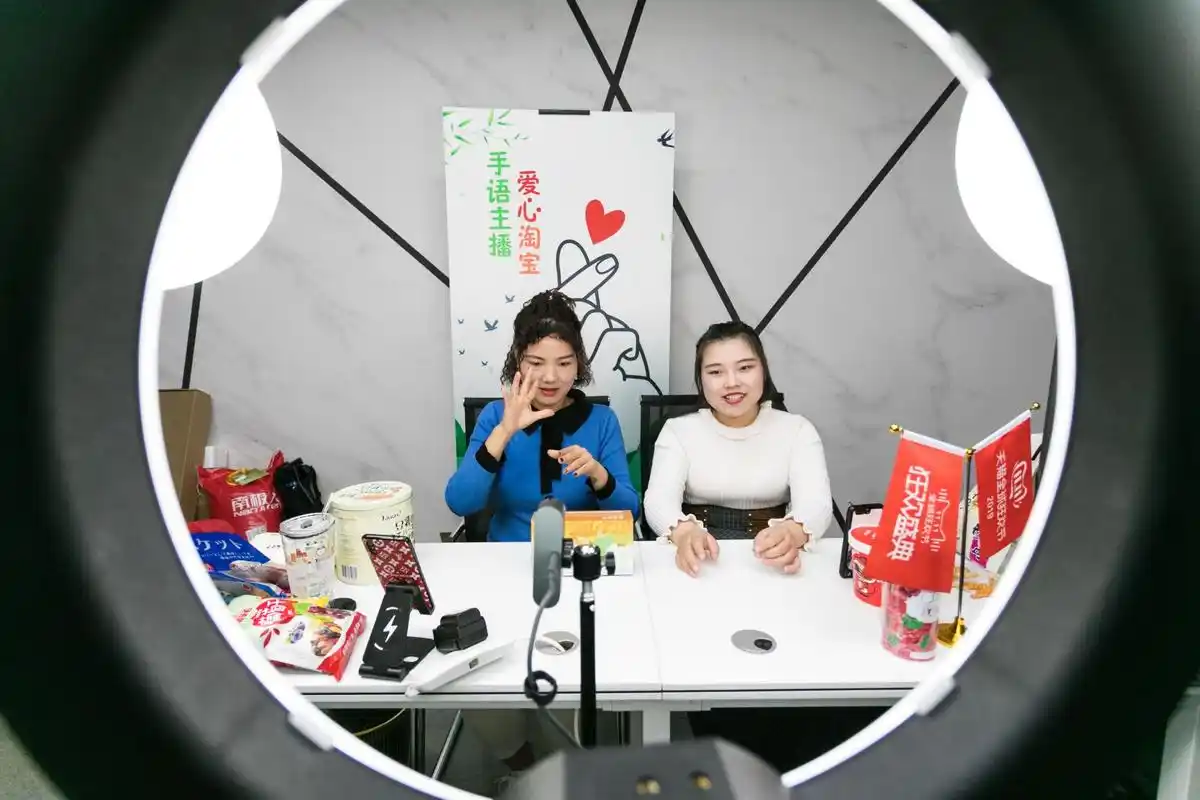 带货主播们的盛宴要散了虚假数据繁荣下是小商家们的血泪