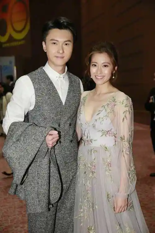 陈自瑶最近的最新动态例如演出这些等,王浩信就比较鲜有的回答了记者