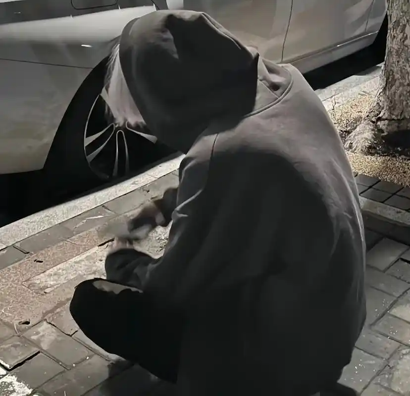 失恋头像男生伤感绝望崩溃真人 - 抖音