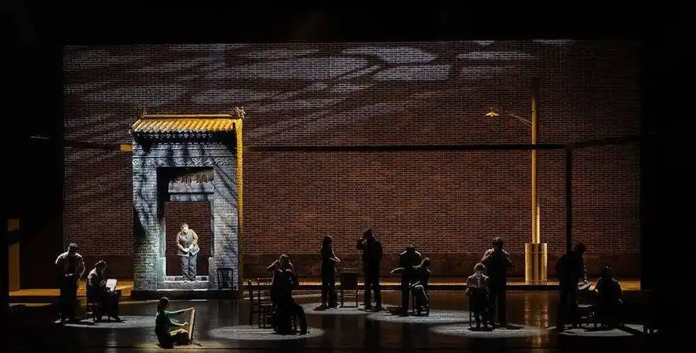 【演出推荐】冬日里的小温暖, 话剧《家有九凤》温馨来袭~_舞台