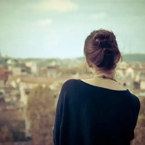 首页 图片大全 好看非主流美女背影 > || 更新时间:2015-01-24 颜色