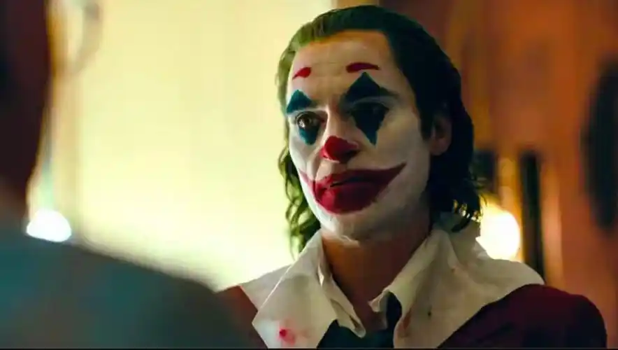 华金·菲尼克斯饰演1,小丑/亚瑟·弗莱克来一起看看吧!