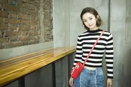 赵丽颖小卷毛发型 无比惊艳又时髦 - 短发发型 - 发型社