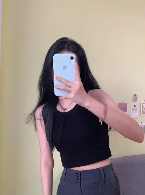 不允许还有哪个女生没有拥有这件小背心60