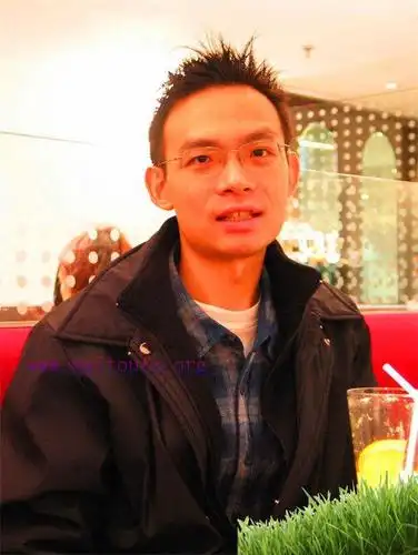 p>泽日生(christopher chak),毕业于 a target="_blank" href="/item