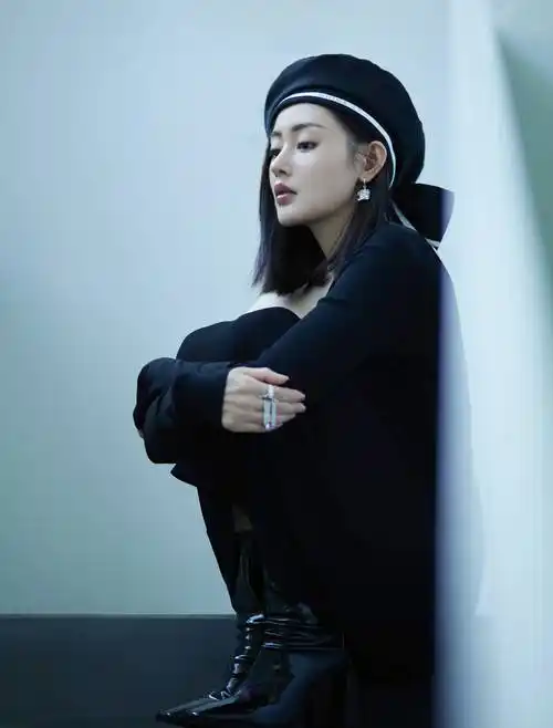 张天爱电竞主持首秀星系梦想传递公益之火