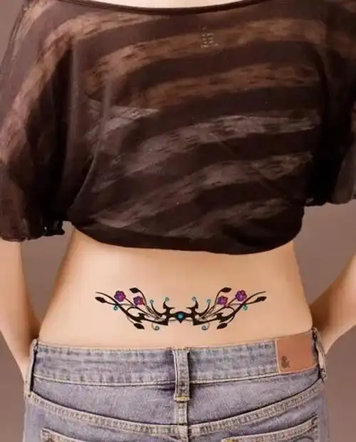 腰腹部经典藤蔓图腾纹身