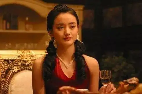 演员朱杰,岁月如金演员表,本文共(4475字)