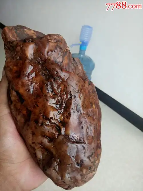 月亮玉化陨石无磁