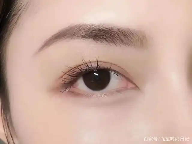 快来看看,你的脸型适合什么样的眉毛,才能更好看