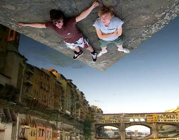 35张创意的强迫透视摄影照片