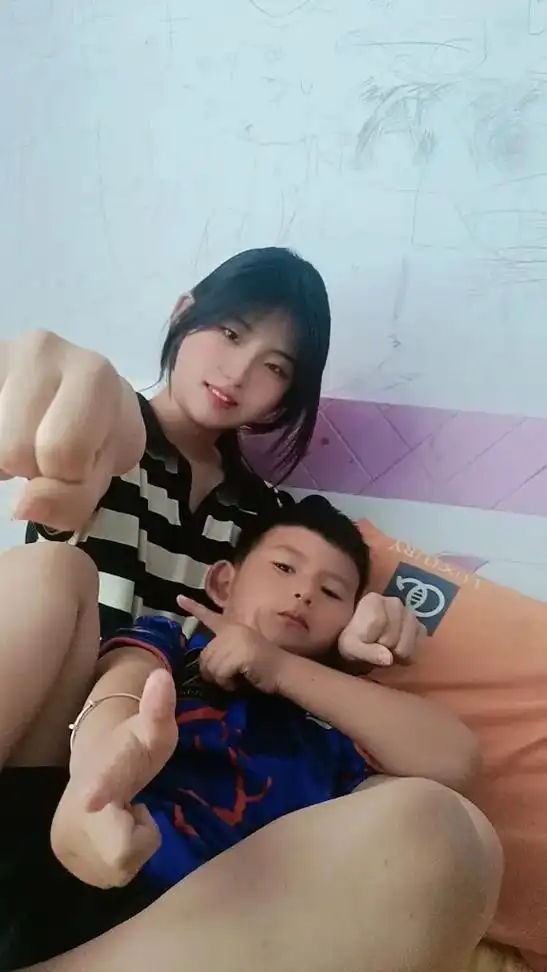 女儿生日快乐,爸妈永远爱你,宝贝,这是你14岁的生日,在这1 - 抖音