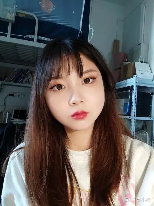 普通女孩的化妆进化史