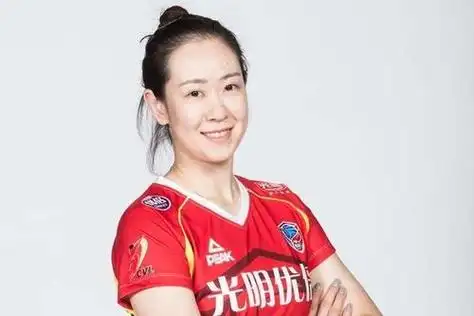 正如网上传闻的一样,米杨和方颖超都经历过一段婚姻,有情人终成眷属