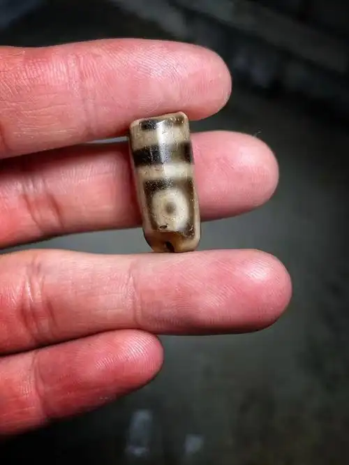 到底存不存在千年至纯天珠?