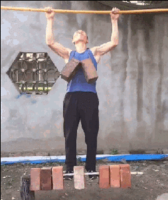 搞笑gif图你理想中的老婆是什么样的身材