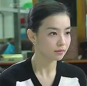 展开全部 这个看着像是:朴善英 你百度一下看看吧 满意请及时采纳!