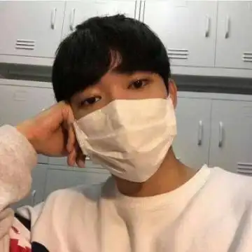 戴口罩的男生头像阳光帅气2019 用我青春时光拼我今生辉煌