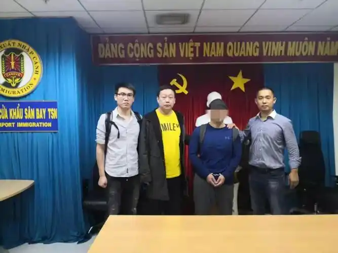 抓到了青田警方首例跨国追逃潜逃越南一年多的逃犯终被擒