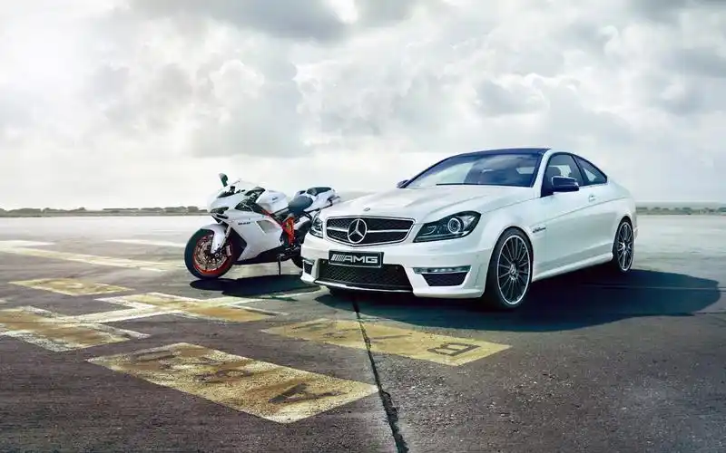 奔驰c63 amg车,杜卡迪848摩托车壁纸