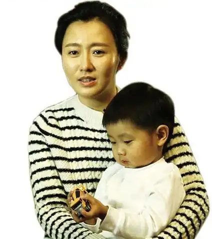 图潘阳儿子多大了潘长江与女儿外孙加盟二胎时代