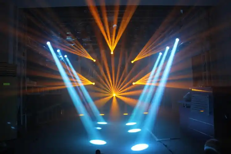 ya054 7r 230w光束灯 -广州蓝越亮舞台灯光设备有限公司