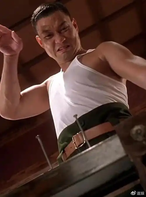 周比利的功夫实力有多强?当年吴京被一脚踹飞,李连杰更是被打晕