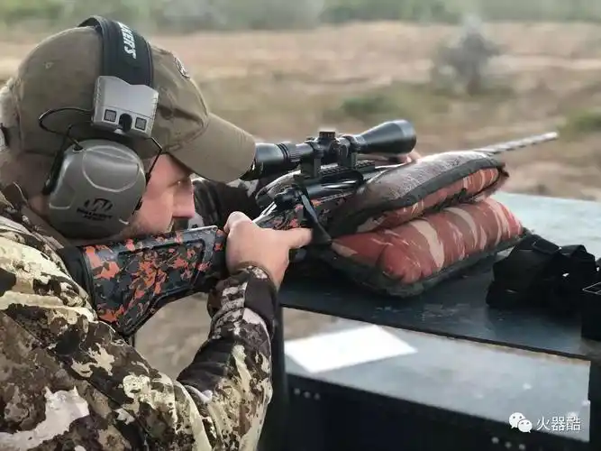 会打枪的男人都很帅你们说是不是