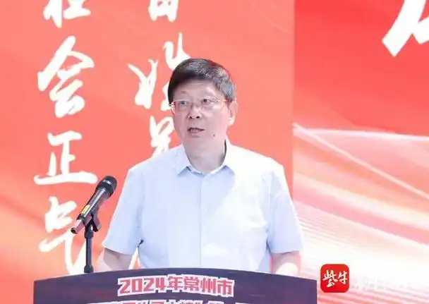 孝玉;有不顾年事已高,跳入冰冷刺骨河水救人的70多岁的陶锁芳,张林海