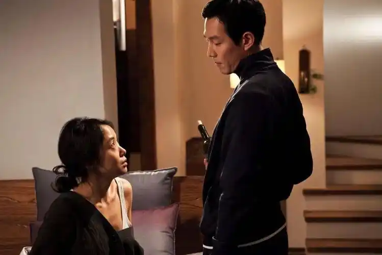 和三星前太子妃热恋,跟金敏喜公开撒糖,韩国男神魅力四射!_李政宰