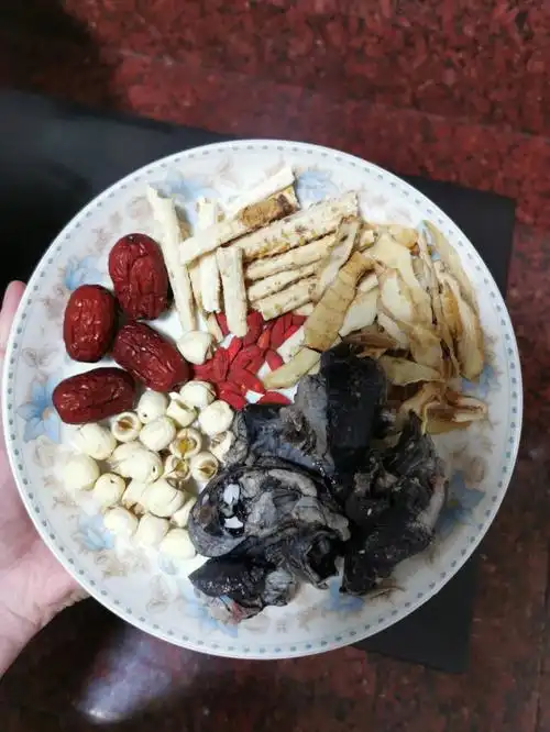 家庭版沙参玉竹炖鸡汤