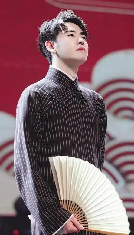 德云社主持人郝舒涵,德云社主持人郝舒涵个人简历(4年前离开德云社