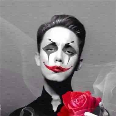 小丑头像半边哭半边笑高清