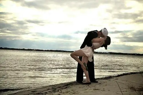 爱亦有道:n种镜头下的情侣亲密关系写真