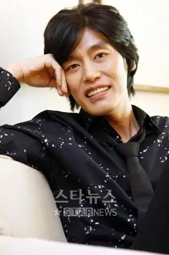 崔成国演《救世主2》 将成为喜剧电影复兴先锋_韩国_电影网_1905.com