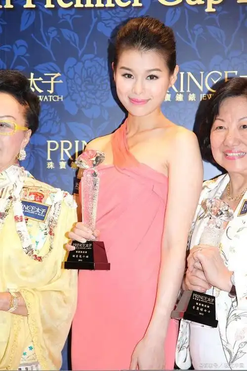 高清镜头下的陈自瑶