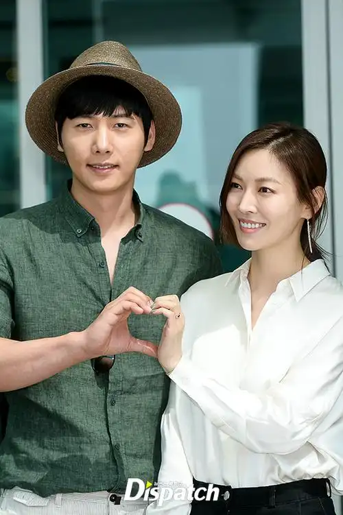 20170507明星李尚禹金素妍前往维也纳拍摄wedding画报