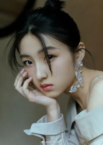 00后女演员硬照pk(更新)