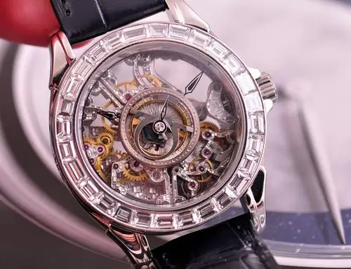 欣赏-pt950铂金 omega 欧米茄 中置镂空陀飞轮 5945.30.